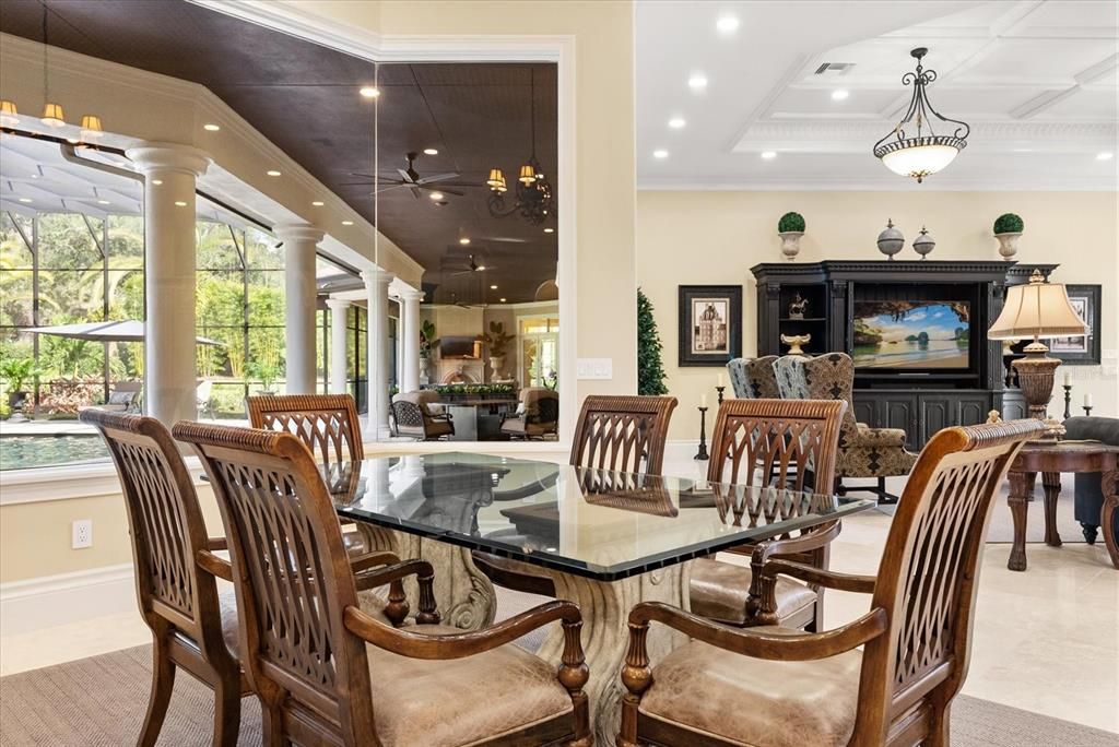Dining room, Interior, Living room, Pendant Lights, Recessed Lighting