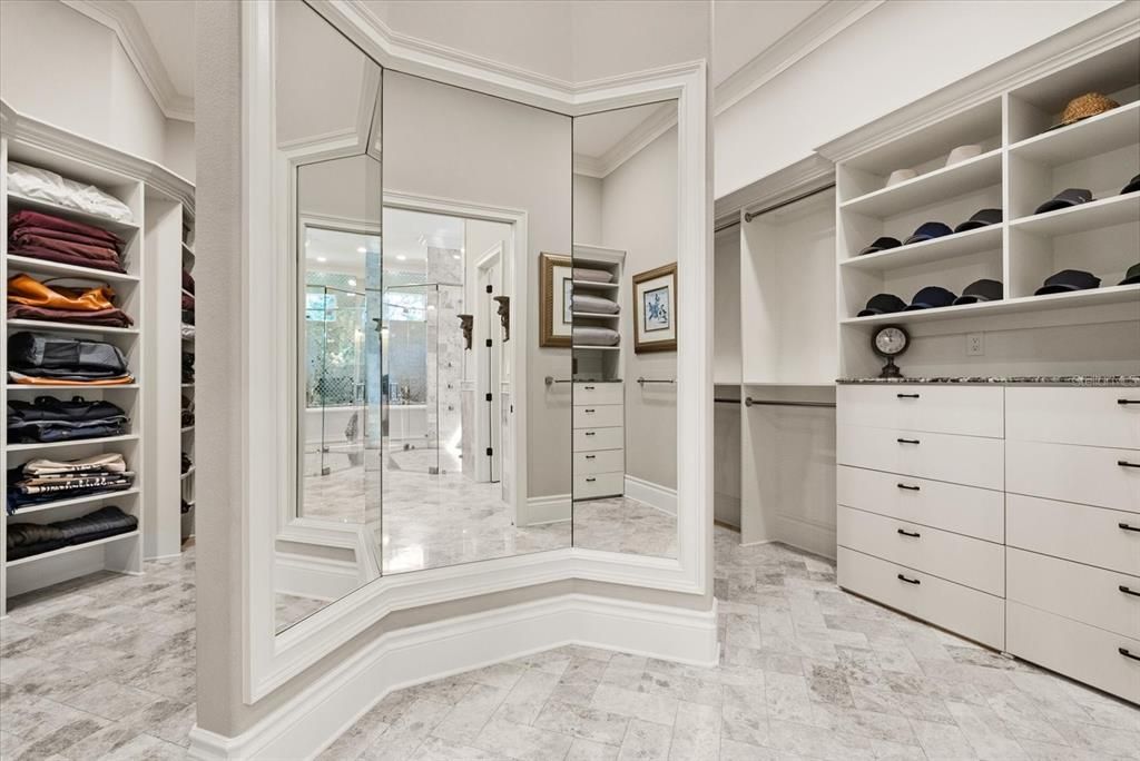 Interior, Walk-in Closets