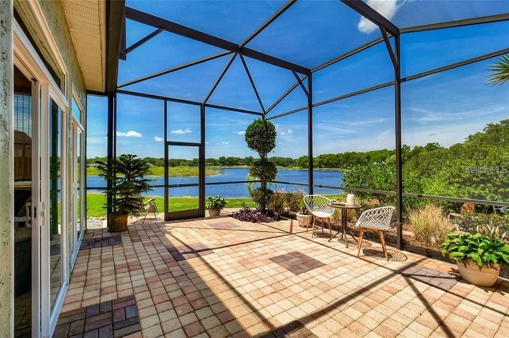 Glass Ceilings, Interior, Sun Room, Water
