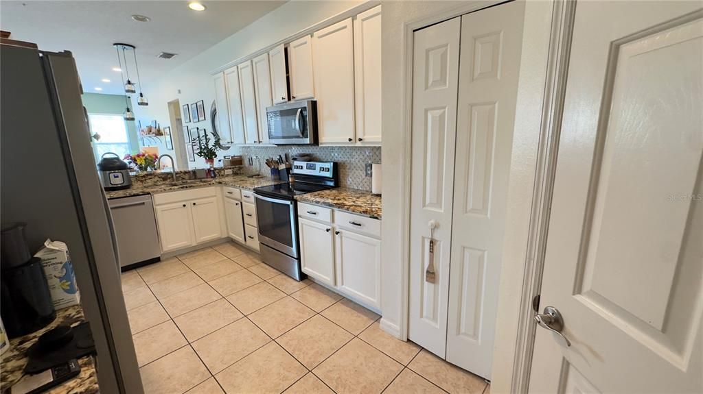 Interior, Kitchen, Pendant Lights, Recessed Lighting
