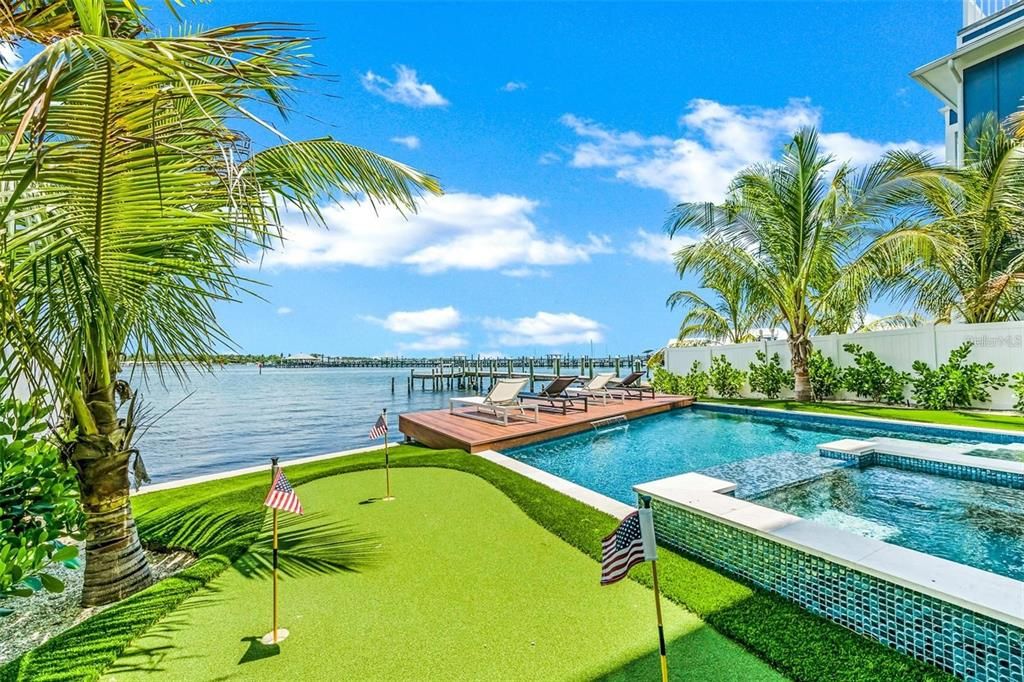 Exterior, Pool, Water