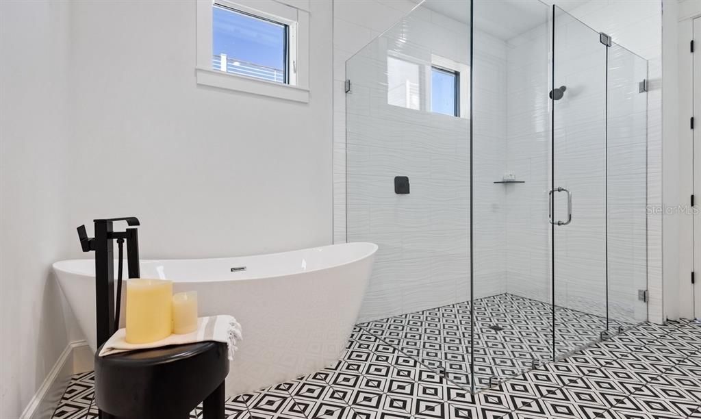 Bathroom, Free Standing Baths, Glass Shower, Interior