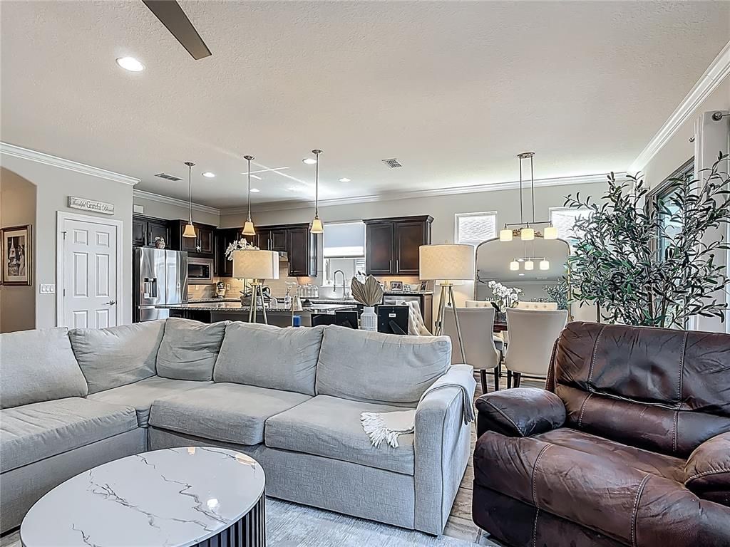 Dining room, Interior, Kitchen, Living room, Pendant Lights, Recessed Lighting, Stainless Steel Appliances