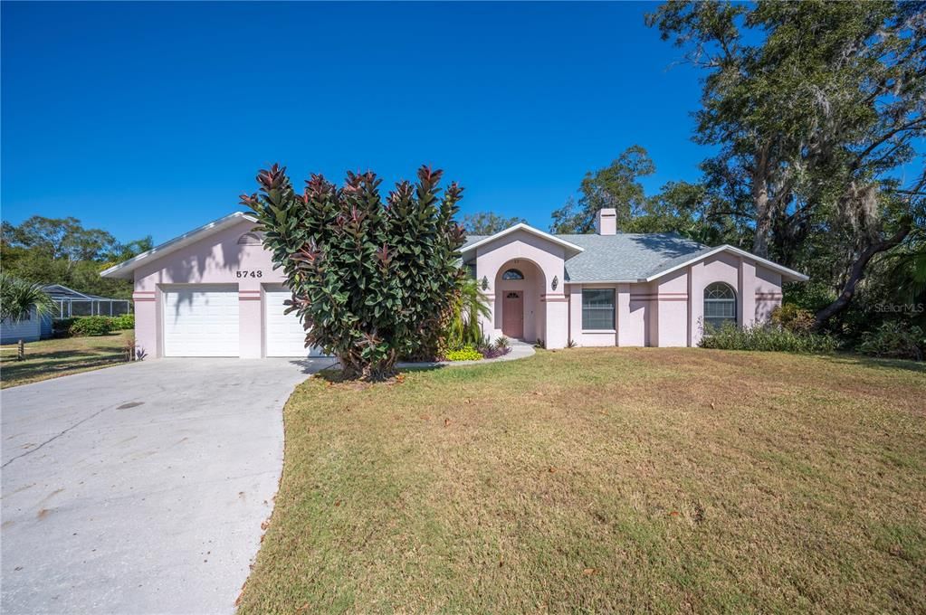 Attached, Backyard, Exterior, Facade, Ranch