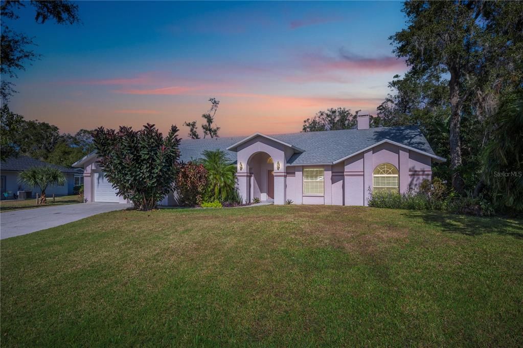 Attached, Backyard, Exterior, Facade, Ranch