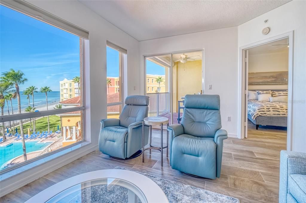 Bedroom, Interior, Water, Wood Texture Flooring