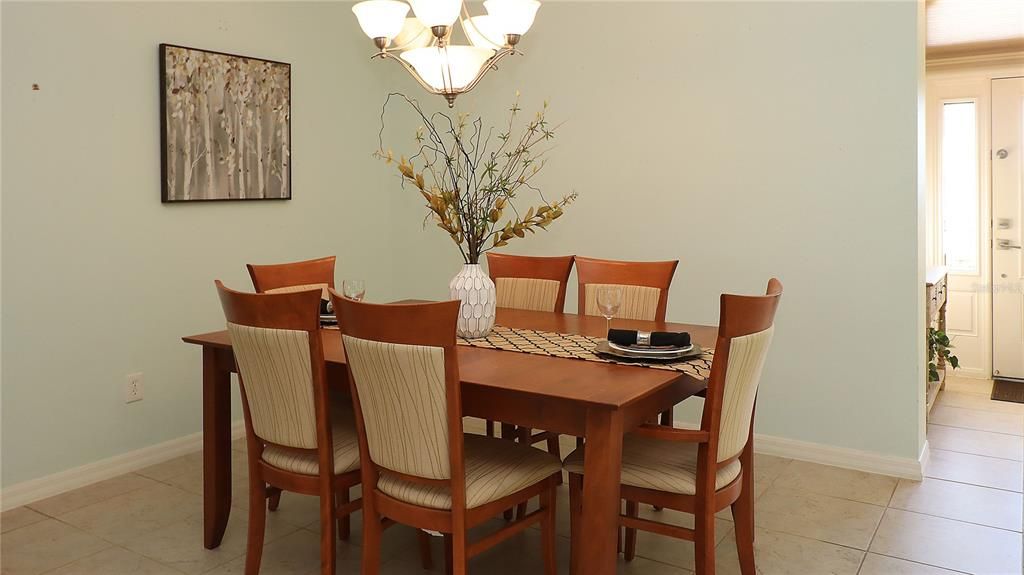Chandelier, Dining room, Interior