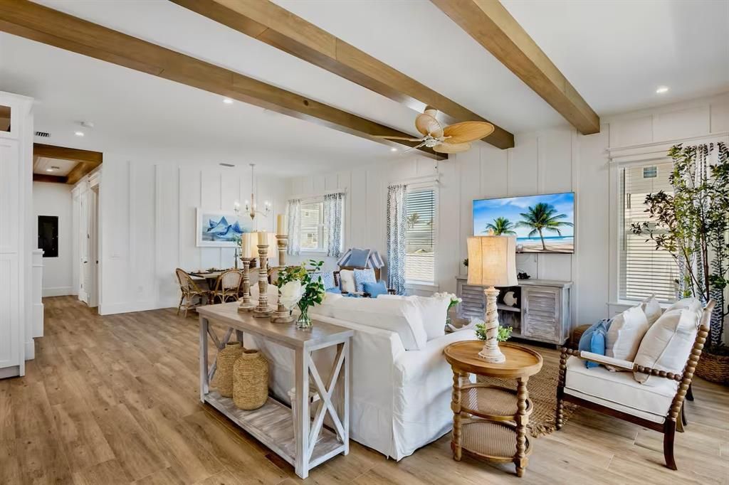 Dining room, Interior, Living room, Pendant Lights, Recessed Lighting, Wooden Beams, Wood Texture Flooring