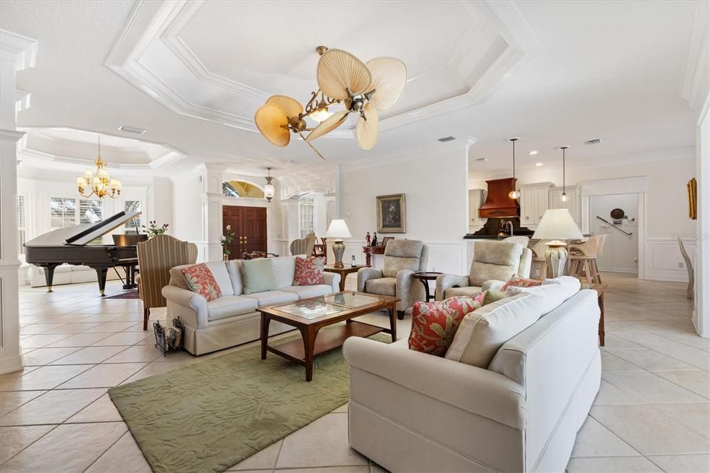 Chandelier, Interior, Kitchen, Living room, Pendant Lights, Piano, Recessed Lighting