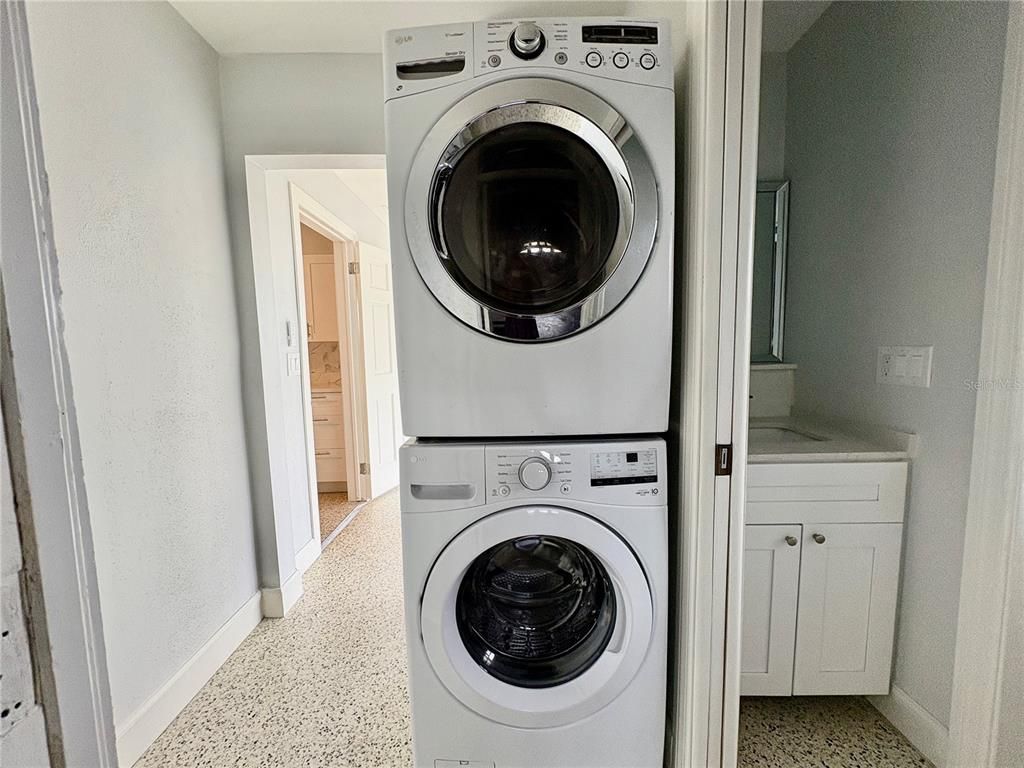 Interior, Utility Closets, Washer