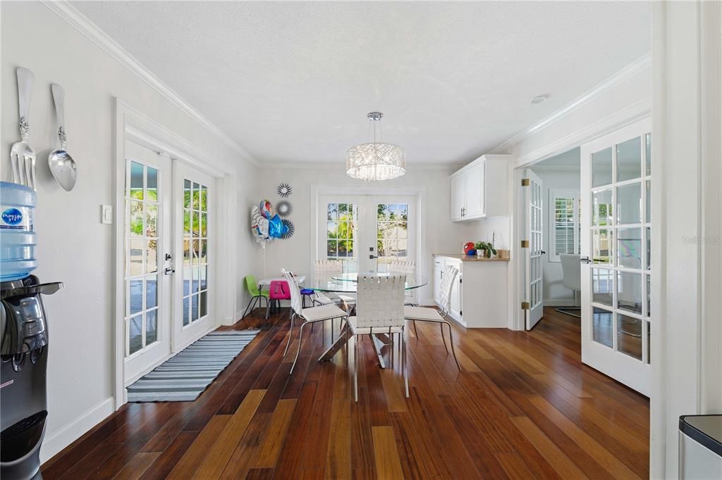 Chandelier, Dining room, Interior, Wood Texture Flooring