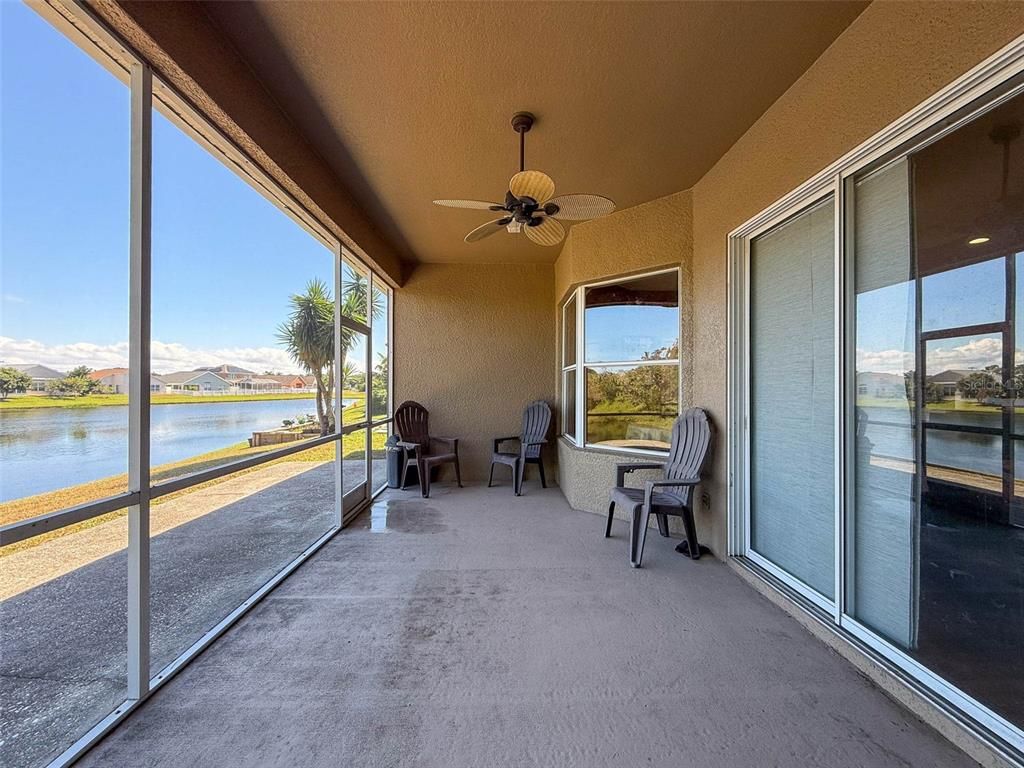Interior, Sun Room, Water