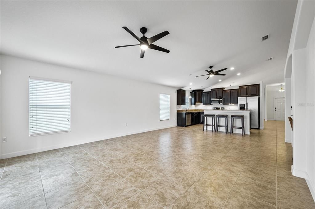 Empty room, Interior, Kitchen, Recessed Lighting