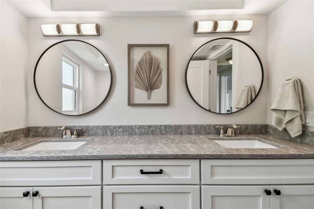 Bathroom, Dual Sink Vanities, Interior