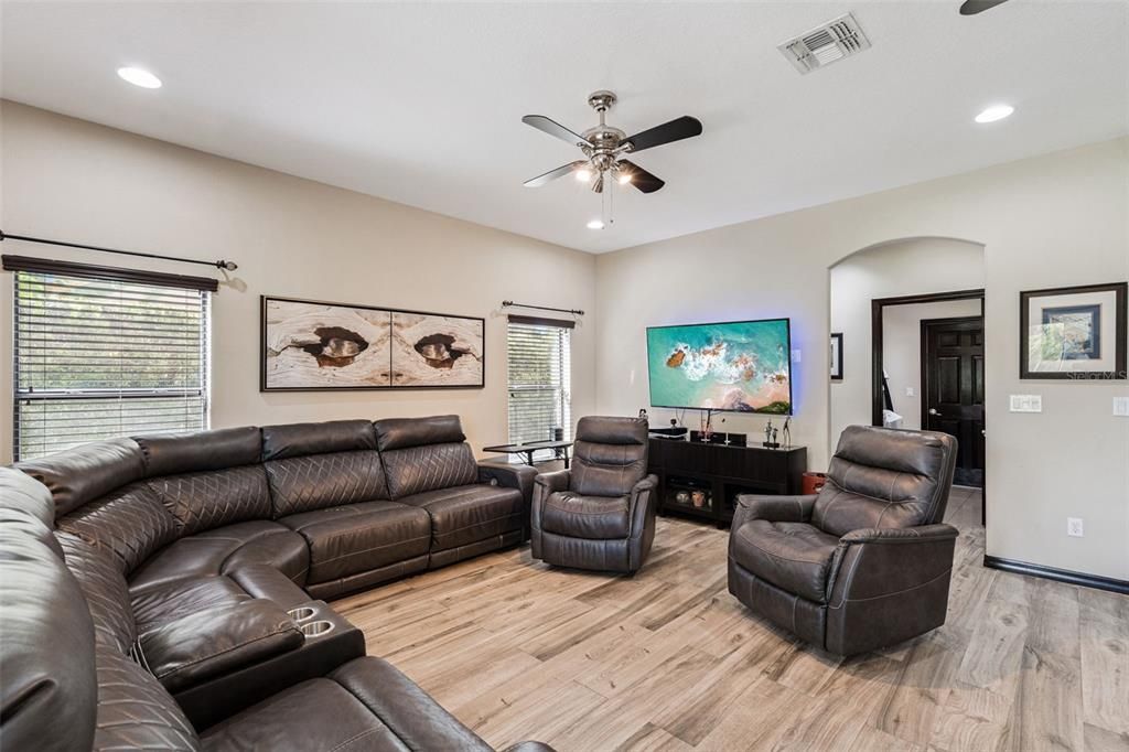 Interior, Living room, Recessed Lighting, Wood Texture Flooring