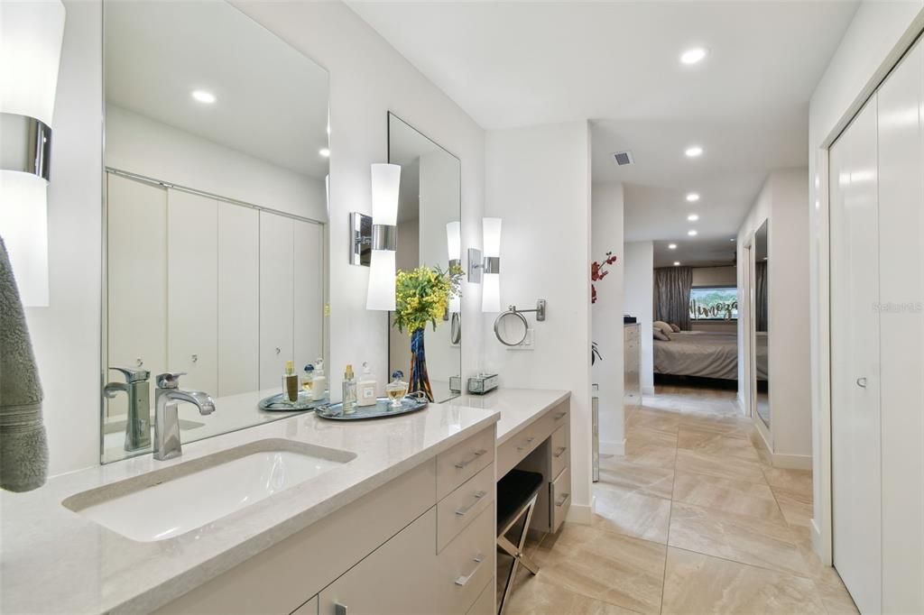 Bathroom, Bedroom, Dual Sink Vanities, Interior, Recessed Lighting