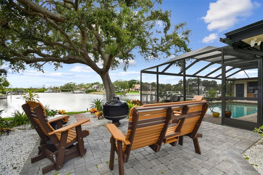 Exterior, Outdoor Kitchen, Pool, Water