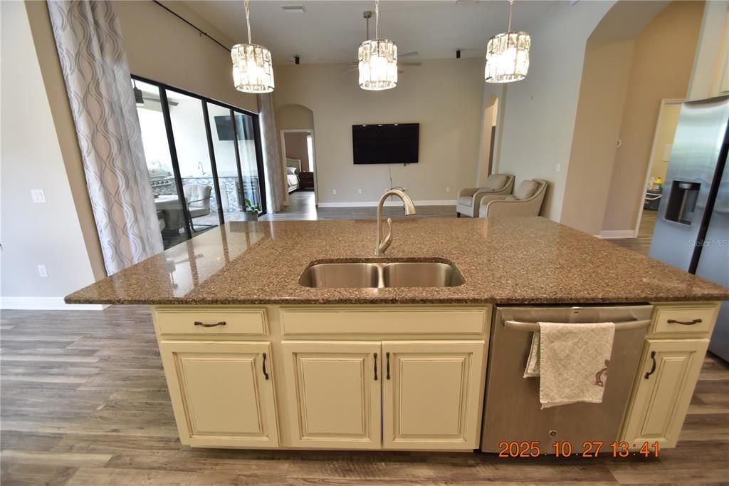 Interior, Kitchen, Pendant Lights, Wood Texture Flooring