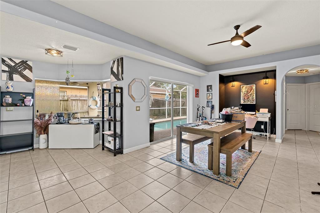 Dining room, Interior