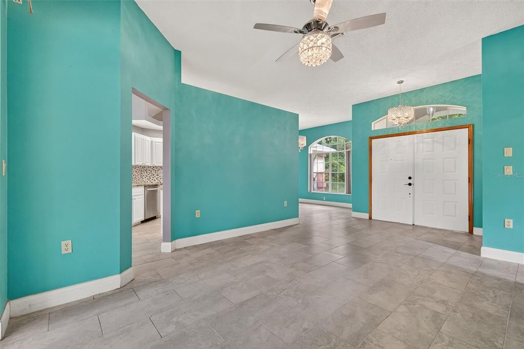 Chandelier, Empty room, Interior