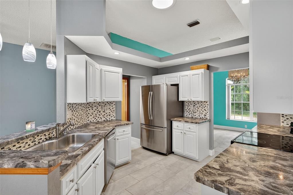 Interior, Kitchen, Pendant Lights, Recessed Lighting, Stainless Steel Appliances