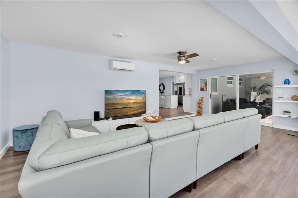 Interior, Living room, Recessed Lighting, Wood Texture Flooring