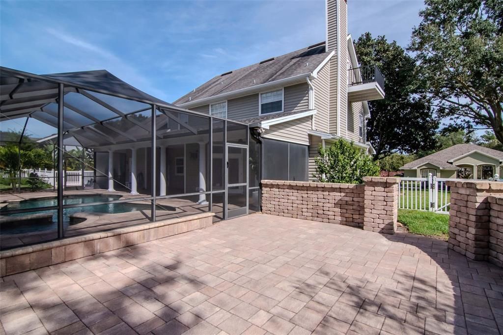 Exterior, Pool, Solar Panels