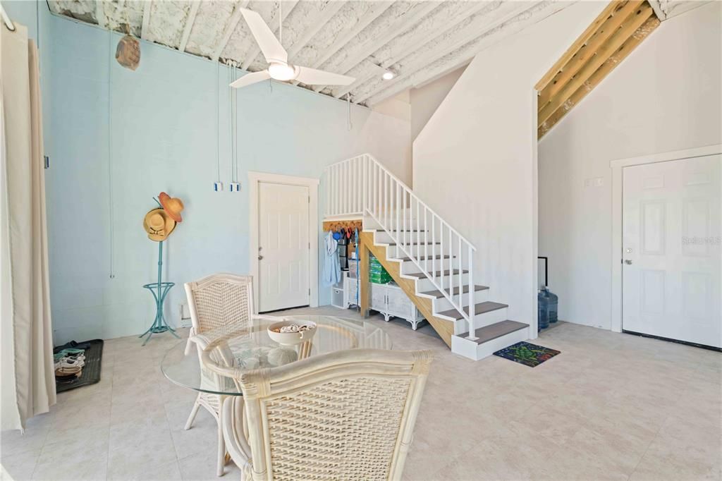 Dining room, Interior, Recessed Lighting