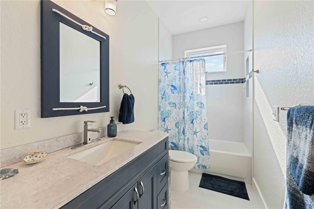 Bathroom, Interior, Recessed Lighting