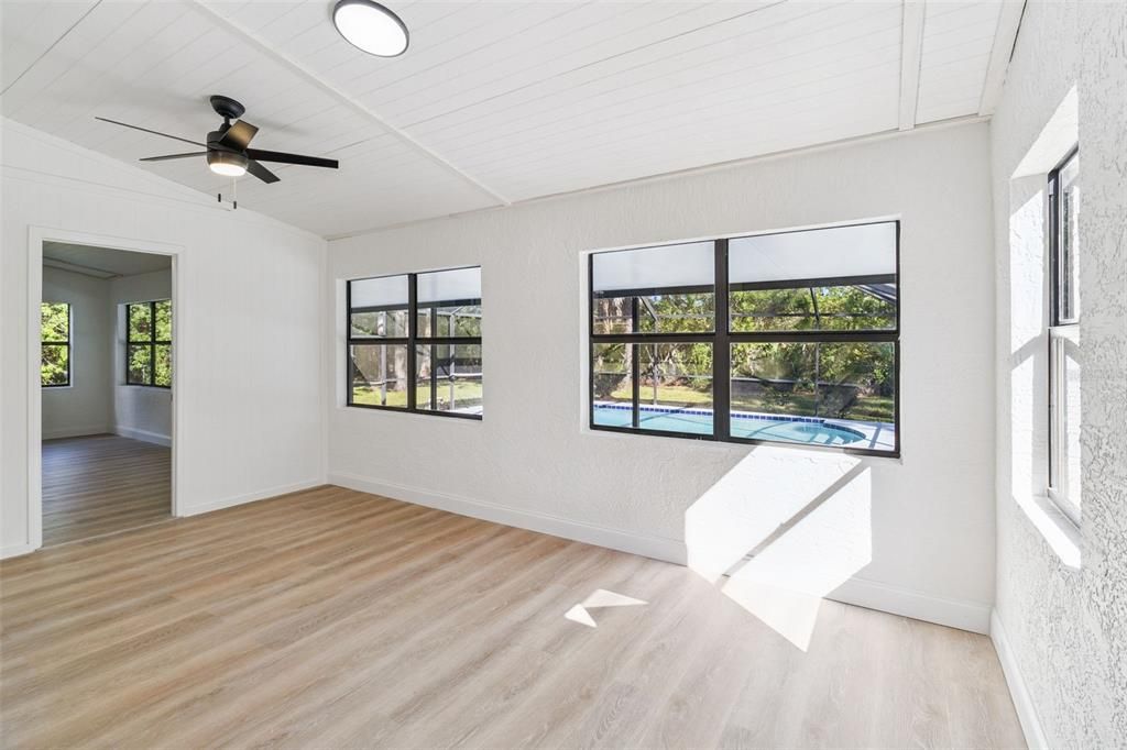 Empty room, Interior, Recessed Lighting, Wood Texture Flooring