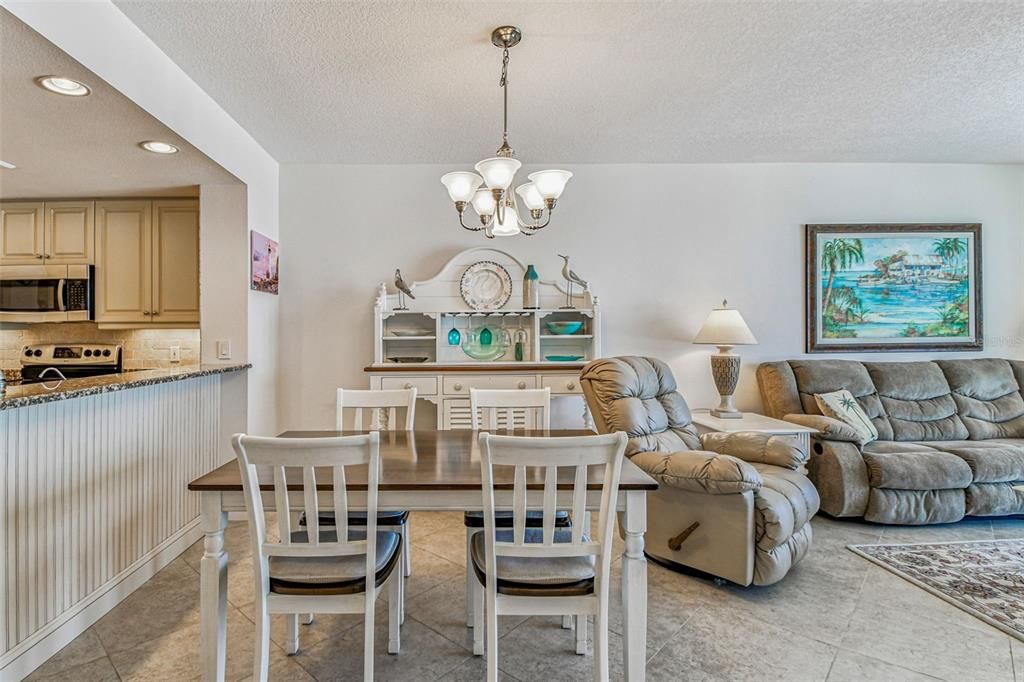 Chandelier, Dining room, Interior, Kitchen, Living room, Recessed Lighting