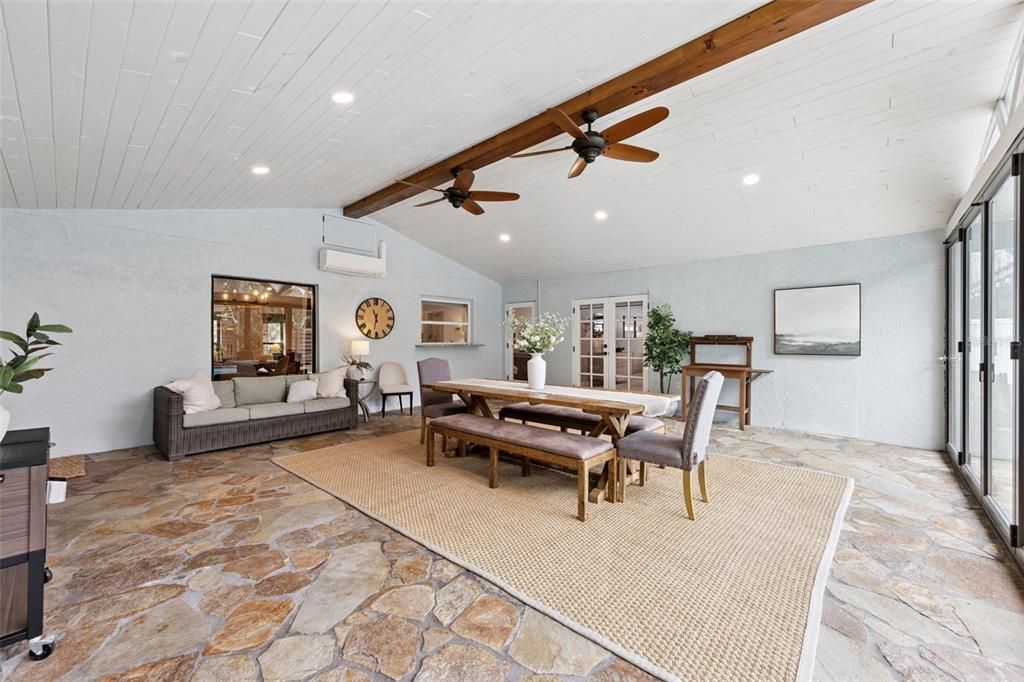 Dining room, Interior, Living room, Recessed Lighting, Wooden Beams