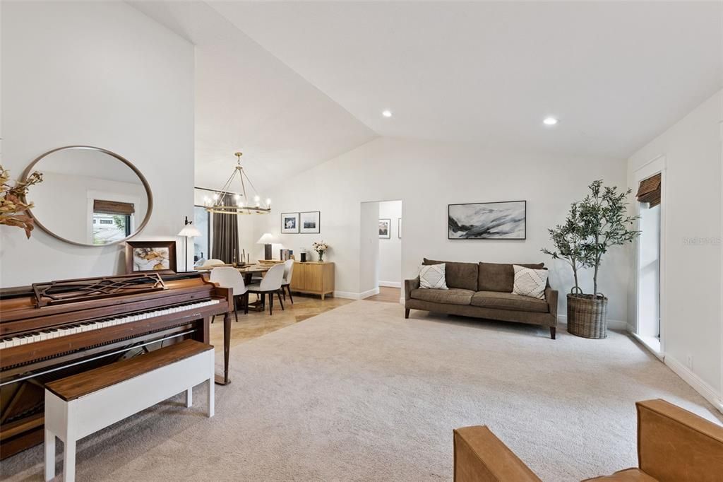 Chandelier, Dining room, Interior, Piano, Recessed Lighting