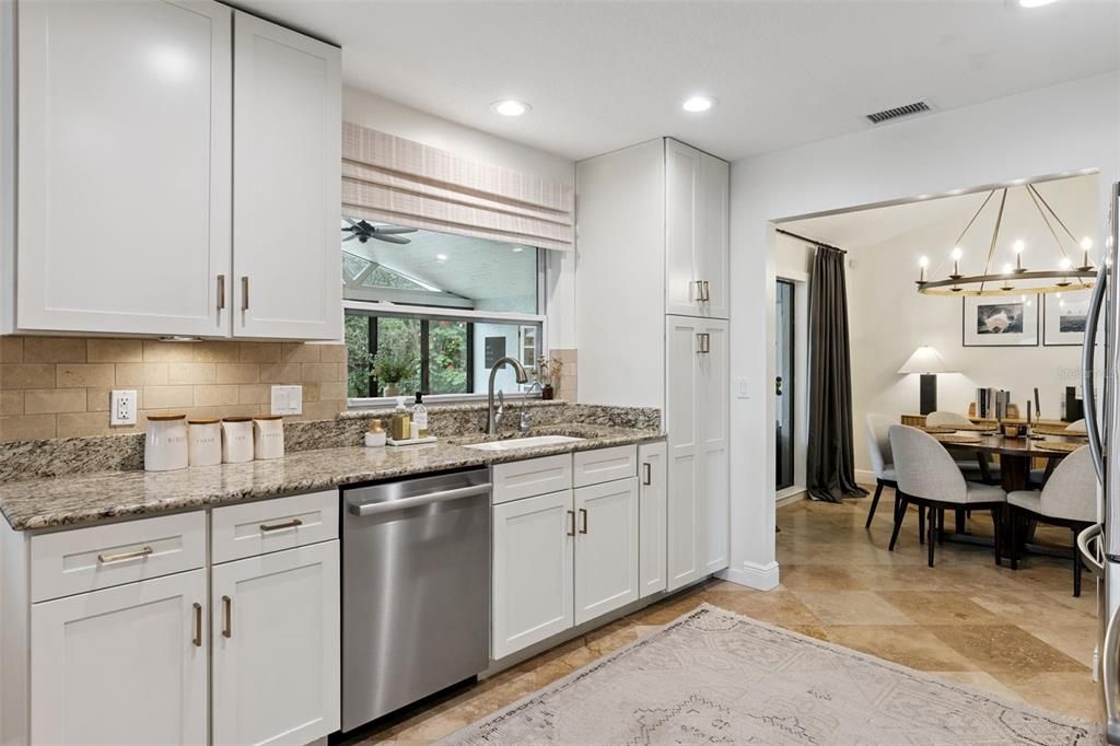 Chandelier, Dining room, Interior, Kitchen, Recessed Lighting