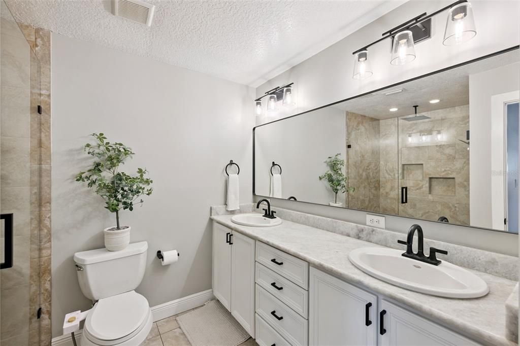 Bathroom, Dual Sink Vanities, Interior