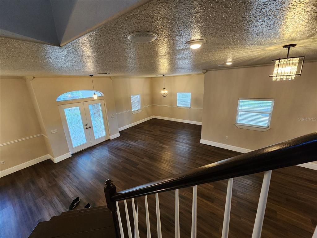 Empty room, Interior, Pendant Lights, Wood Texture Flooring