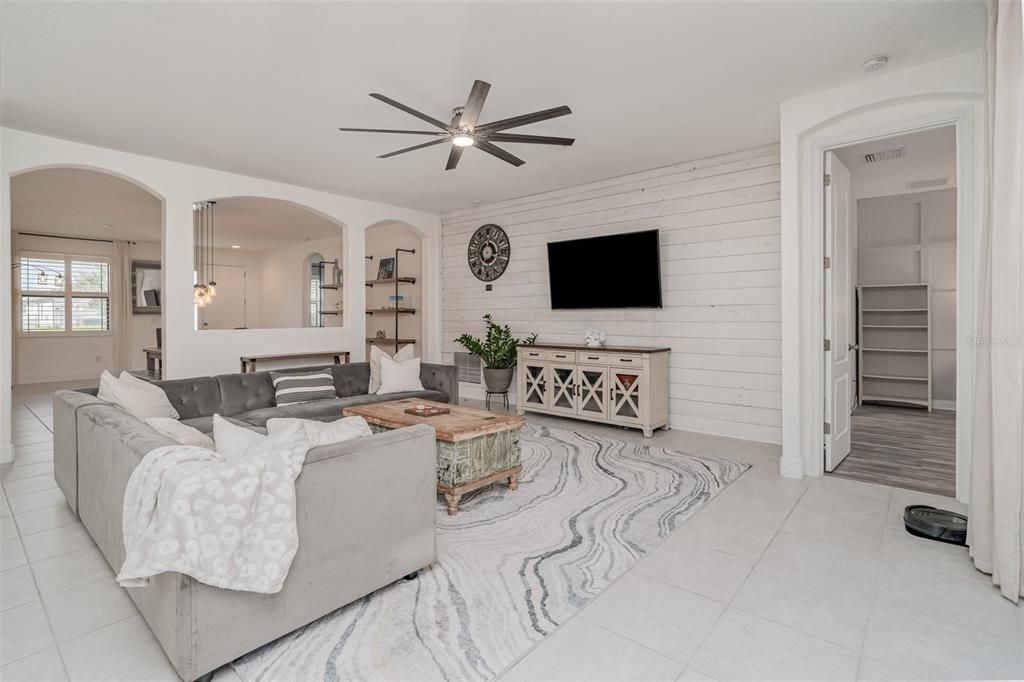 Interior, Living room, Pendant Lights