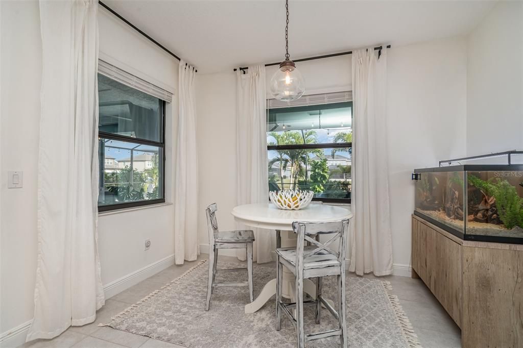 Dining room, Interior, Pendant Lights
