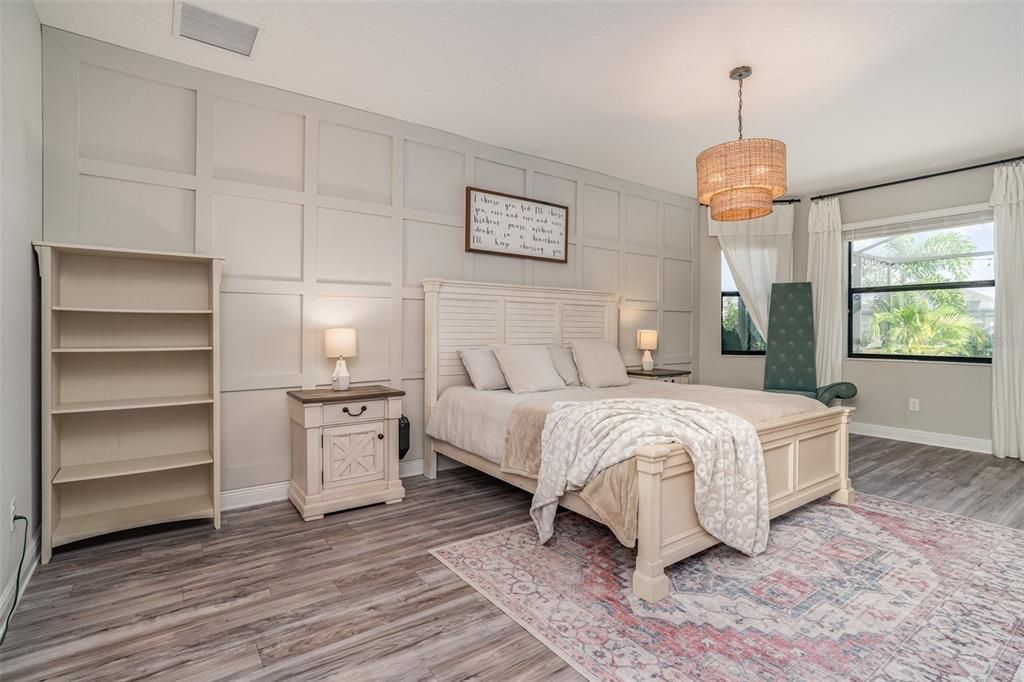 Bedroom, Chandelier, Interior, Pendant Lights, Wood Texture Flooring