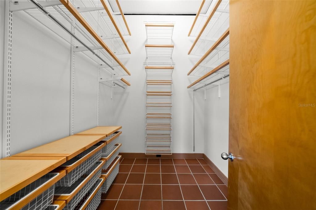 Interior, Walk-in Closets