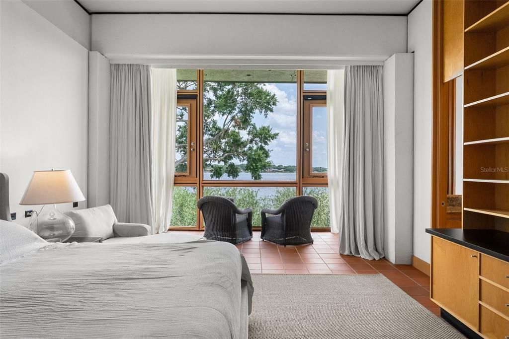 Bedroom, Interior, Water