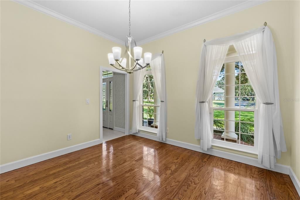 Chandelier, Empty room, Interior, Wood Texture Flooring