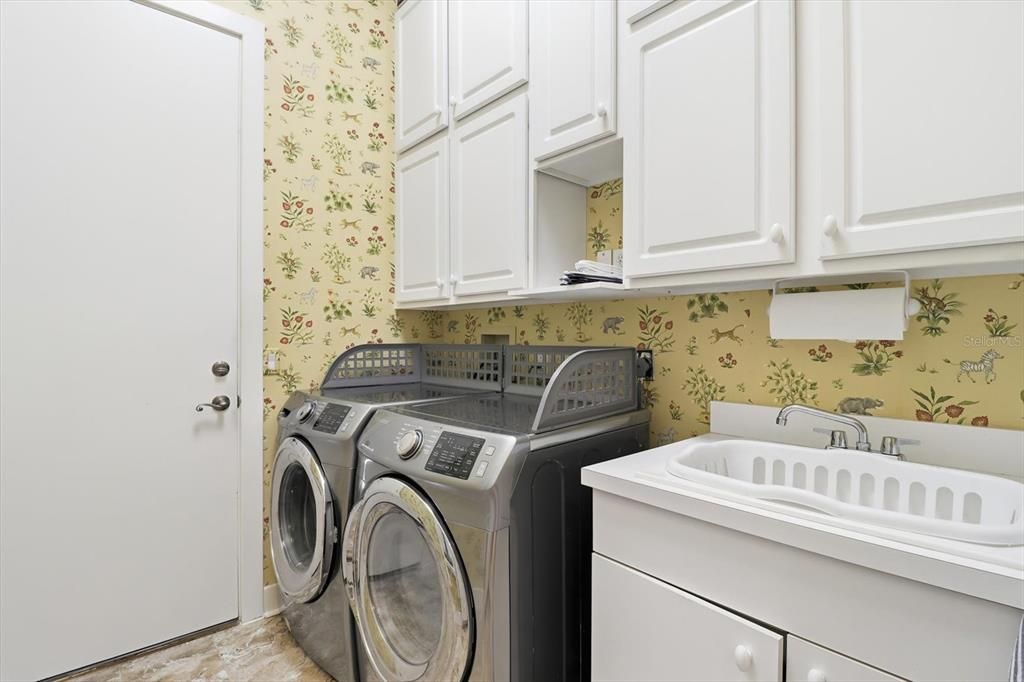 Interior, Washer