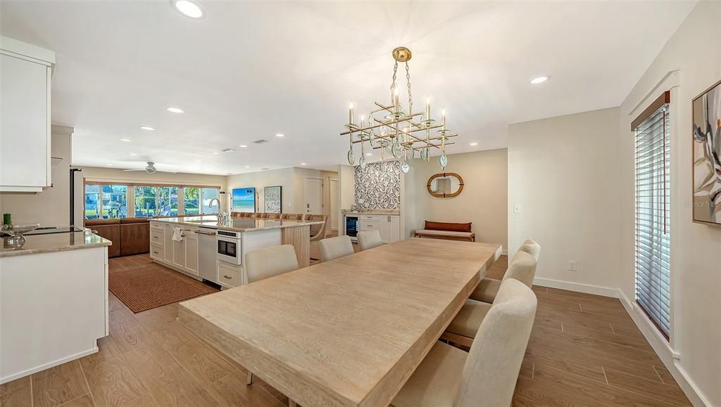 Dining room, Interior, Kitchen, Pendant Lights, Recessed Lighting, Wood Texture Flooring