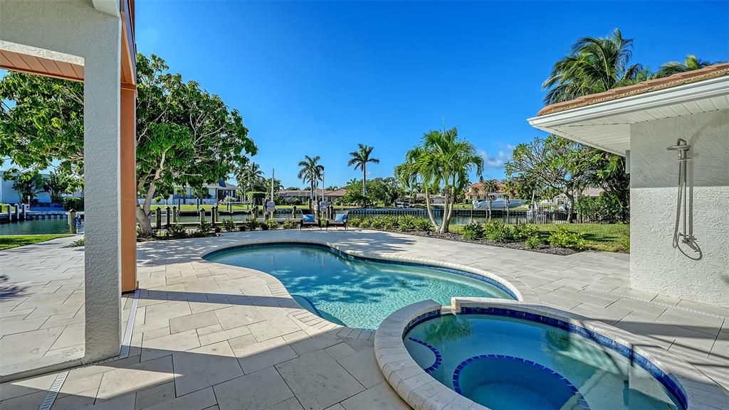 Exterior, Pool, Water