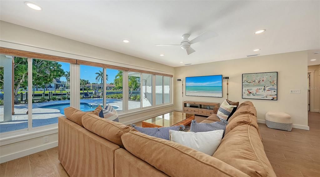 Interior, Living room, Recessed Lighting, Wood Texture Flooring
