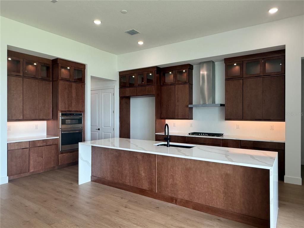 Interior, Kitchen, Recessed Lighting, Wood Texture Flooring