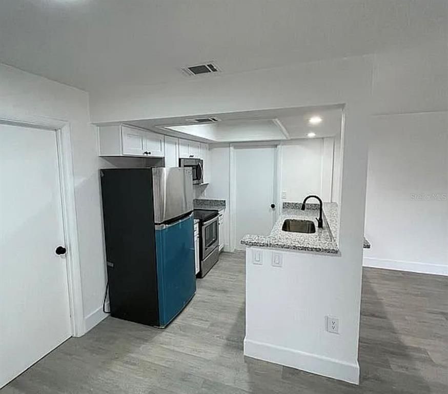 Interior, Kitchen, Recessed Lighting, Wood Texture Flooring