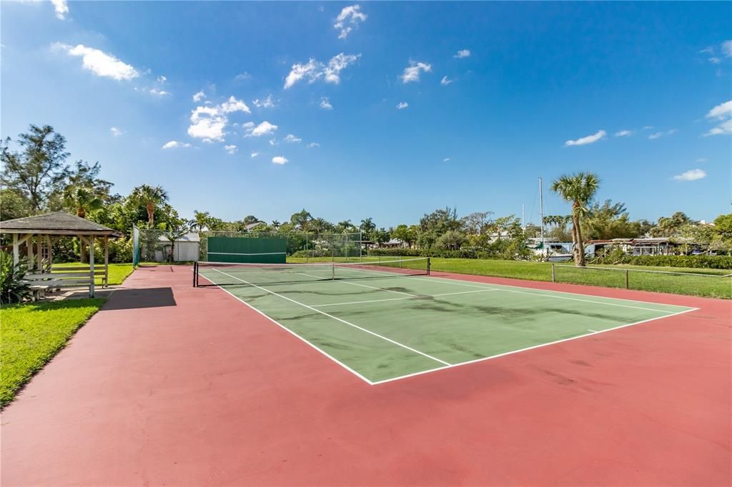 Exterior, Tennis Courts