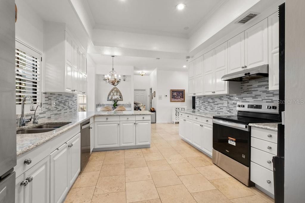 Chandelier, Interior, Kitchen, Recessed Lighting